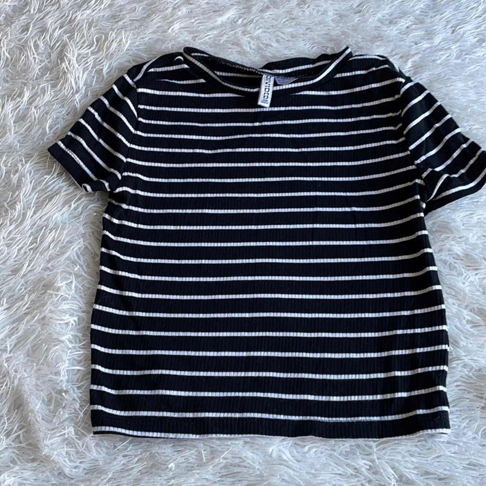 Woman’s crop top